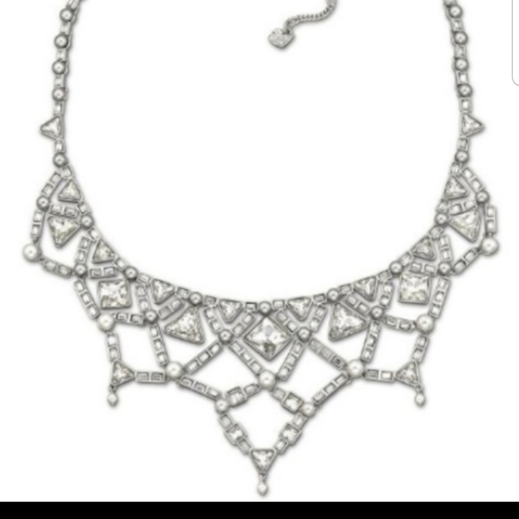 Swarovski Relate Necklace - Picture 1 of 6